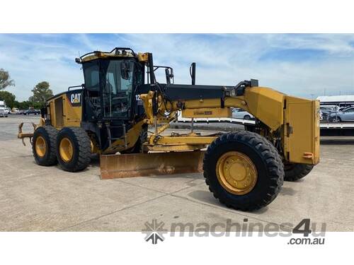 Caterpillar 120m AWD