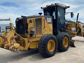 Caterpillar 120m AWD - picture0' - Click to enlarge