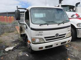 Hino 300-916 - picture0' - Click to enlarge