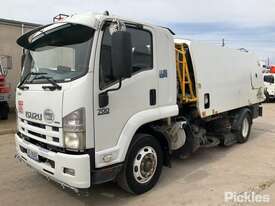 2013 Isuzu FSR 700 - picture0' - Click to enlarge