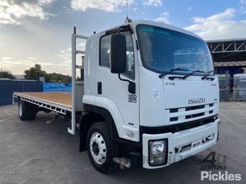 2010 Isuzu FTR900