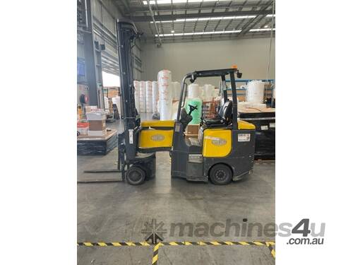 Used Narrow Aisle Forklift