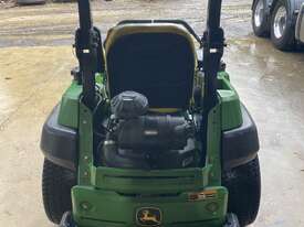 John Deere Z910 commercial zero turn ride on mower - picture2' - Click to enlarge