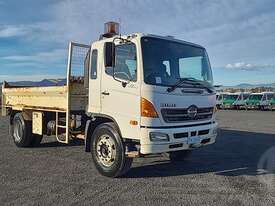 Hino GH - picture0' - Click to enlarge