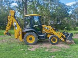 2017 JCB 3CX ELITE BACKHOE - picture1' - Click to enlarge