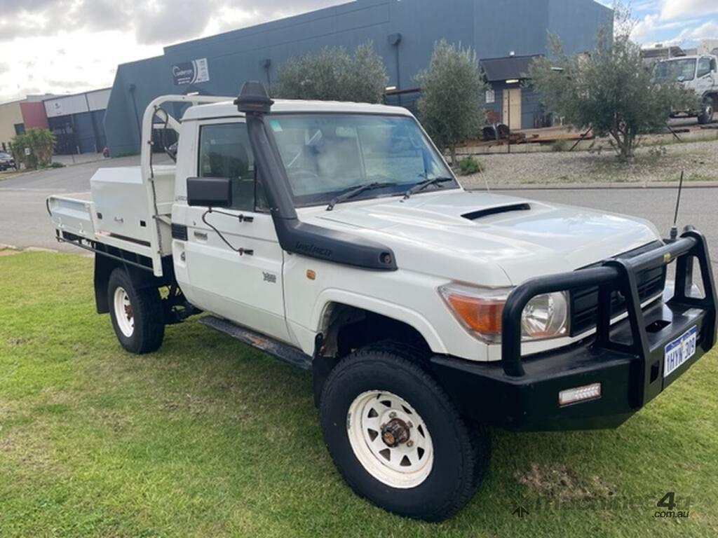 Buy Used 2011 Toyota LANDCRUISER Utes in MALAGA, WA