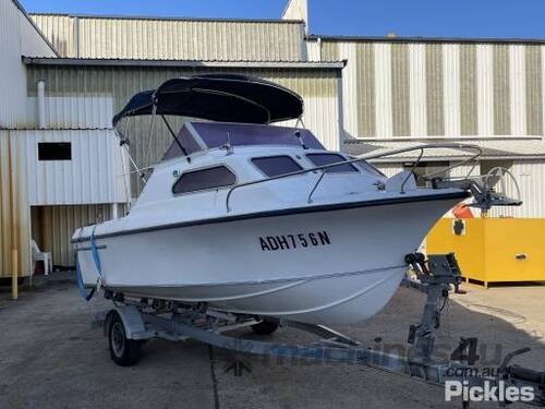 Fibreglass Runabout Boat