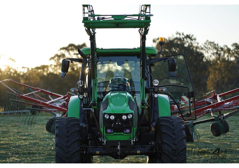 caption 5G Heavy Duty Series 102-126HP Tractor