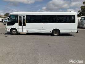 2011 Mitsubishi Fuso BE600 Rosa Bus - picture2' - Click to enlarge