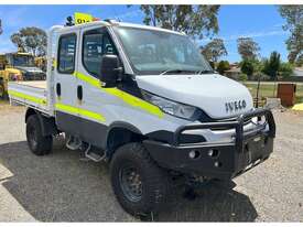 2019 IVECO DAILY CREW CAB VAN - picture0' - Click to enlarge