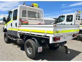 2019 IVECO DAILY CREW CAB VAN - picture2' - Click to enlarge