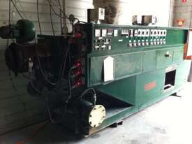 Twin Screw Plastics Extruder - PRICE REDUCED TO CLEAR - picture0' - Click to enlarge