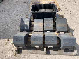 1 x Pallet Chocks - picture0' - Click to enlarge