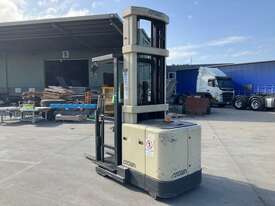 Crown SP3020 Electric Reach Forklift (Stand on) - picture2' - Click to enlarge