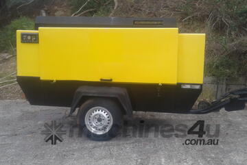 375 Cfm , XAS-186 , 1999 model , 5700 hrs , 375 Cfm , XAS-186 , 1999 model , 5700 hrs ,