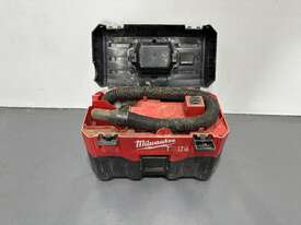 Milwaukee Wet Dry Vacuum - picture1' - Click to enlarge