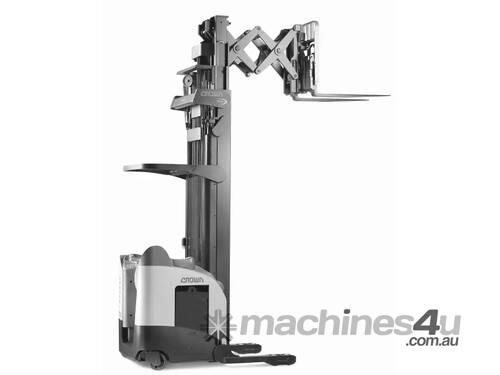 FORKPAC  - CROWN 5200 RIDE ON REACH TRUCK