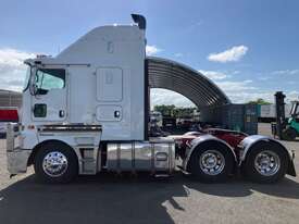 2014 Kenworth K200 Big Cab Prime Mover Sleeper Cab - picture2' - Click to enlarge