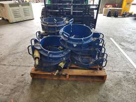 Hydraulic Pipe Clamps x 10 - picture0' - Click to enlarge