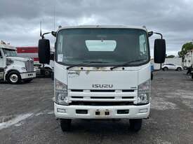 2011 Isuzu NPS300 Cab Chassis Day Cab - picture0' - Click to enlarge