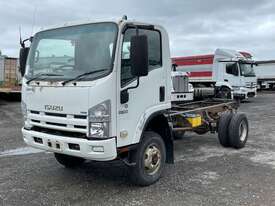 2011 Isuzu NPS300 Cab Chassis Day Cab - picture1' - Click to enlarge