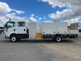 2015 Isuzu FRR600 Service Body Crew Cab - picture2' - Click to enlarge
