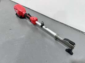 Milwaukee cordless pole power head - picture0' - Click to enlarge