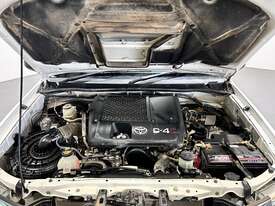 2014 Toyota Hilux SR Diesel - picture0' - Click to enlarge