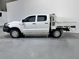 2014 Toyota Hilux SR Diesel - picture1' - Click to enlarge