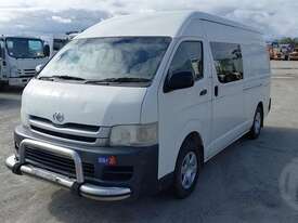 Toyota Hiace - picture1' - Click to enlarge