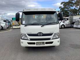 2015 Hino 300 616 Tipper - picture0' - Click to enlarge