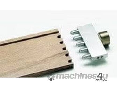 caption Dovetail Joint Nozzle 9130 by Pizzi