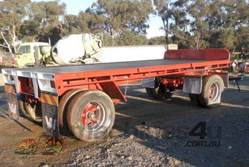 (8027) 1993 Kembla 2 Axle Flat top Dog Trailer (Maryborough, VIC)