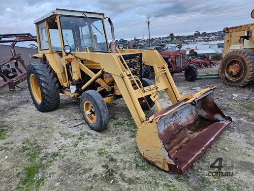 Renault Tractor with Front End Loader
