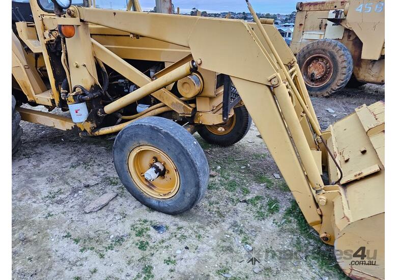 Renault Tractor with Front End Loader