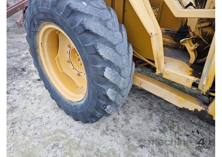 Renault Tractor with Front End Loader
