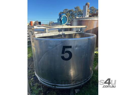 SS Mixing Tank 3500L - Jacketed