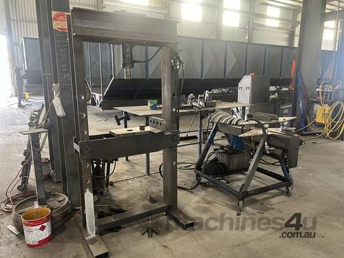 Hydraulic Pipe Bender & 50T Hydraulic Press 