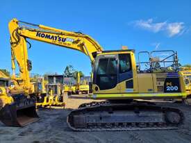 2018 KOMATSU PC200LC_8  - picture0' - Click to enlarge