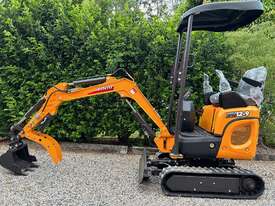 NEW upgrade NEW RHINOCEROS XN12-9 EXCAVATOR KUBOTA DIESEL ENGINE - picture0' - Click to enlarge