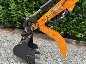 NEW upgrade NEW RHINOCEROS XN12-9 EXCAVATOR KUBOTA DIESEL ENGINE - picture1' - Click to enlarge