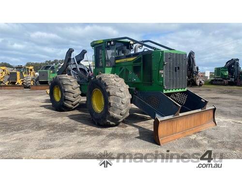 John Deere 848l