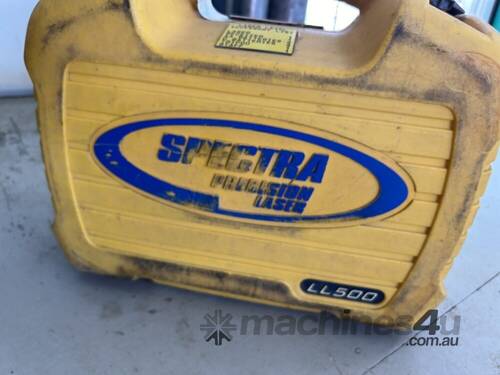 Spectra LL500 Surveying Set