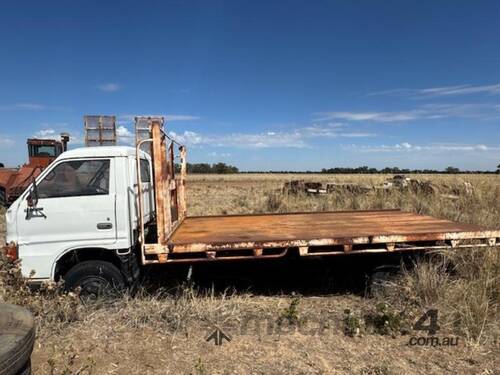 Tipping Tray Truck