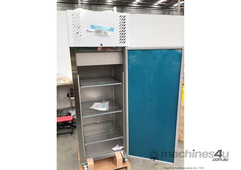 FED-X S/S Single Full Door Upright Freezer XURF600SFV