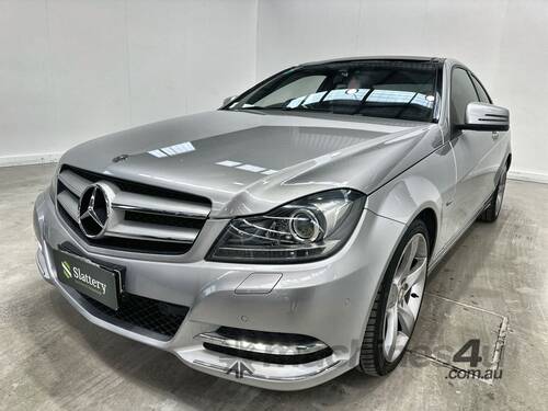 caption 2012 Mercedes-Benz C-Class C250 CDI Coupe ( Diesel Blue EFFICIENCY ) (Auto)