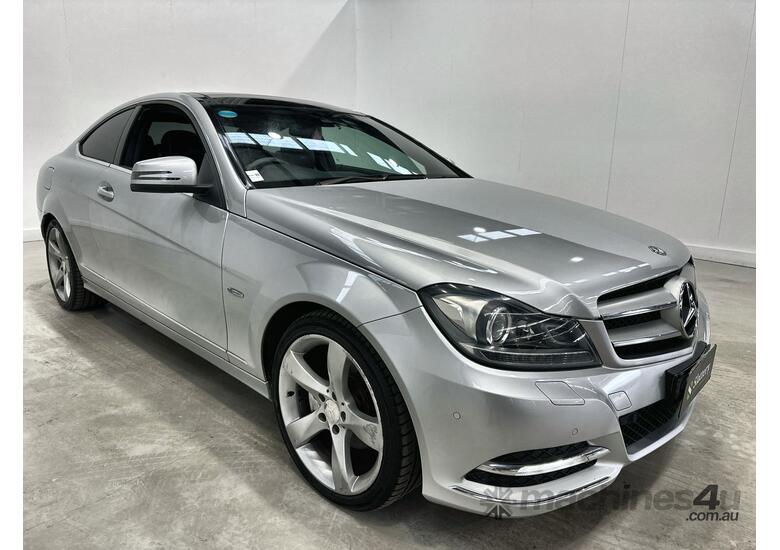 caption 2012 Mercedes-Benz C-Class C250 CDI Coupe ( Diesel Blue EFFICIENCY ) (Auto)