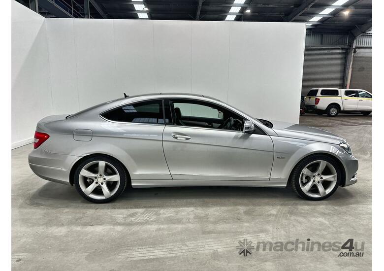 caption 2012 Mercedes-Benz C-Class C250 CDI Coupe ( Diesel Blue EFFICIENCY ) (Auto)