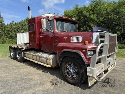 caption 1990 FORD LTL9000 PRIME MOVER