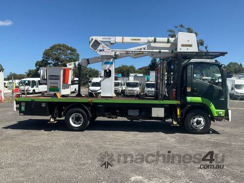 caption 2011 Isuzu FRR EWP